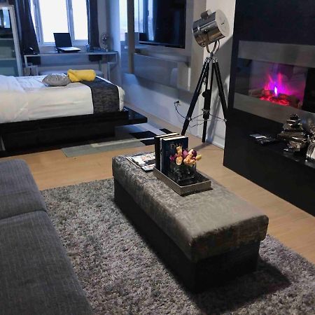 Modern Place Of Style Μανίλα Εξωτερικό φωτογραφία